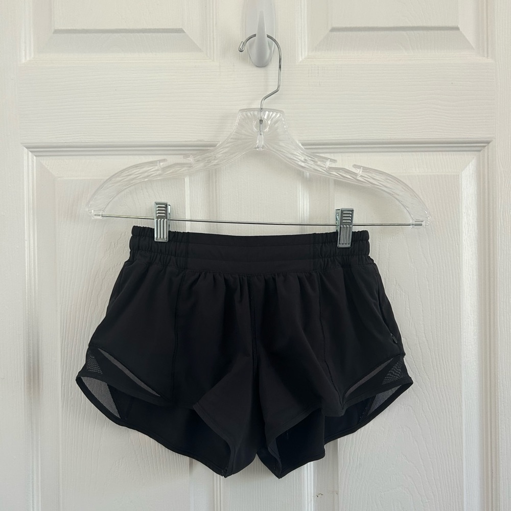 Lululemon Hotty Hot Lined Short